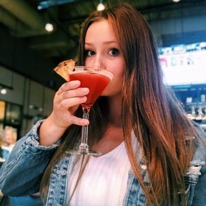 Meet your Posher, Tessa